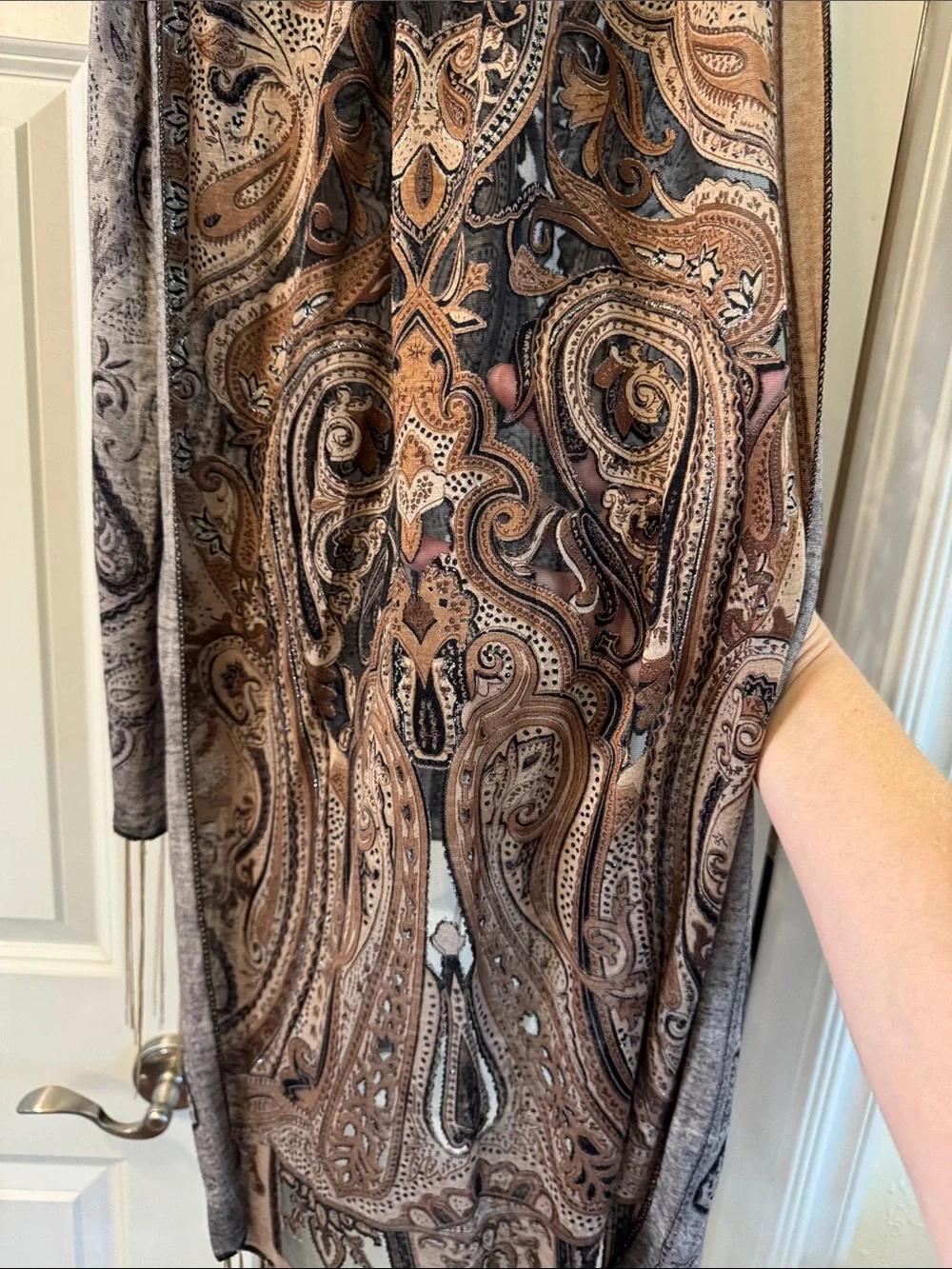 Women’s scarf